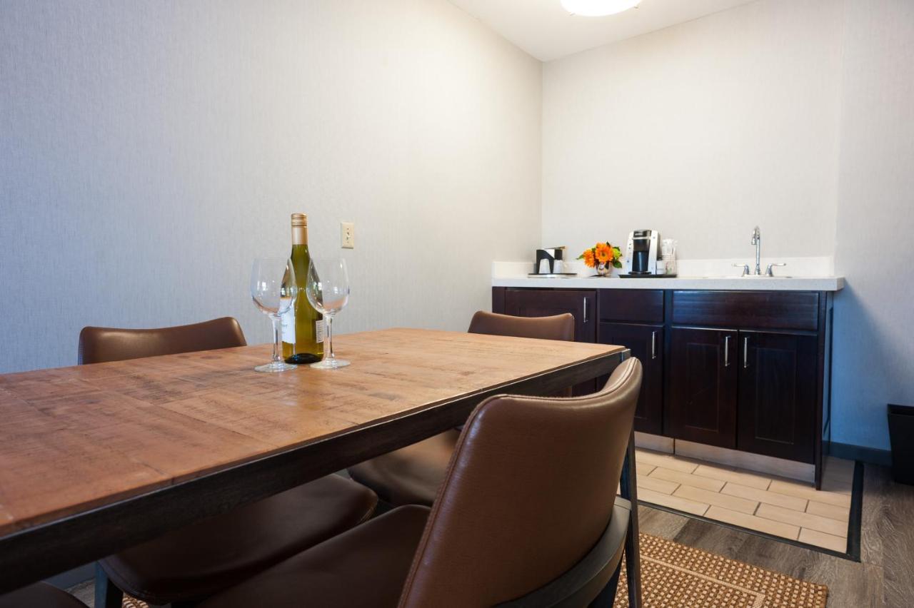 Hotel Indigo Napa Valley By Ihg Εξωτερικό φωτογραφία